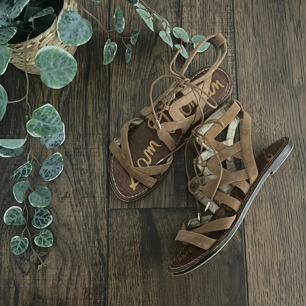 Sam Edelman Gemma Gladiator Sandals in Golden Caramel Suede